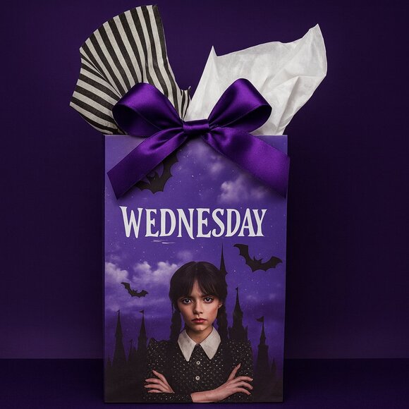 🦇 NEW Goth Mystery Bag / Box - Wednesday Inspired! 🦇 - Picture 3 of 5
